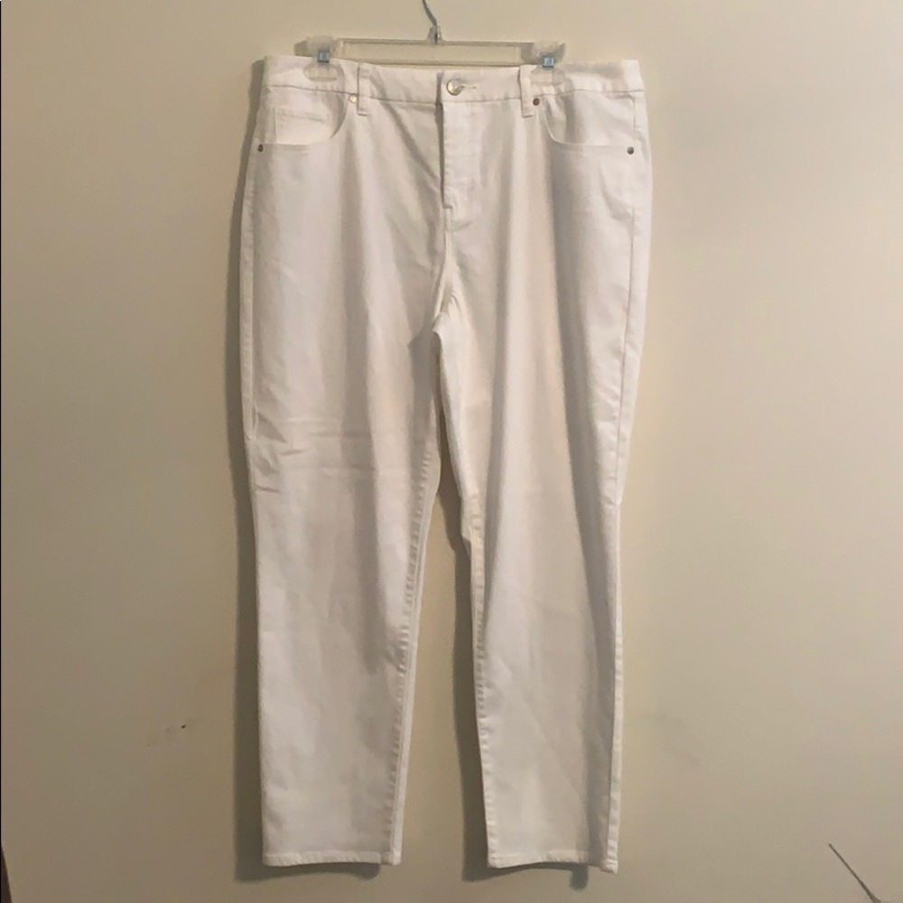 Chico’s the SO SLIMMING GIRLFRIEND ANKLE jeans